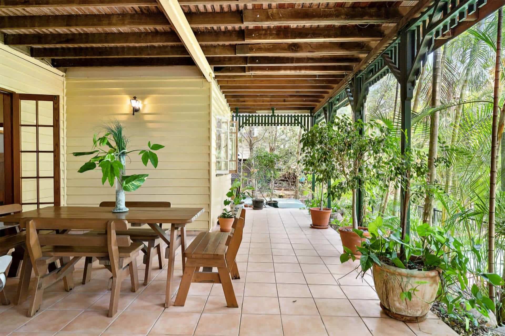 156 Simpsons Rd Bardon, Bardon - Thumbnail 8