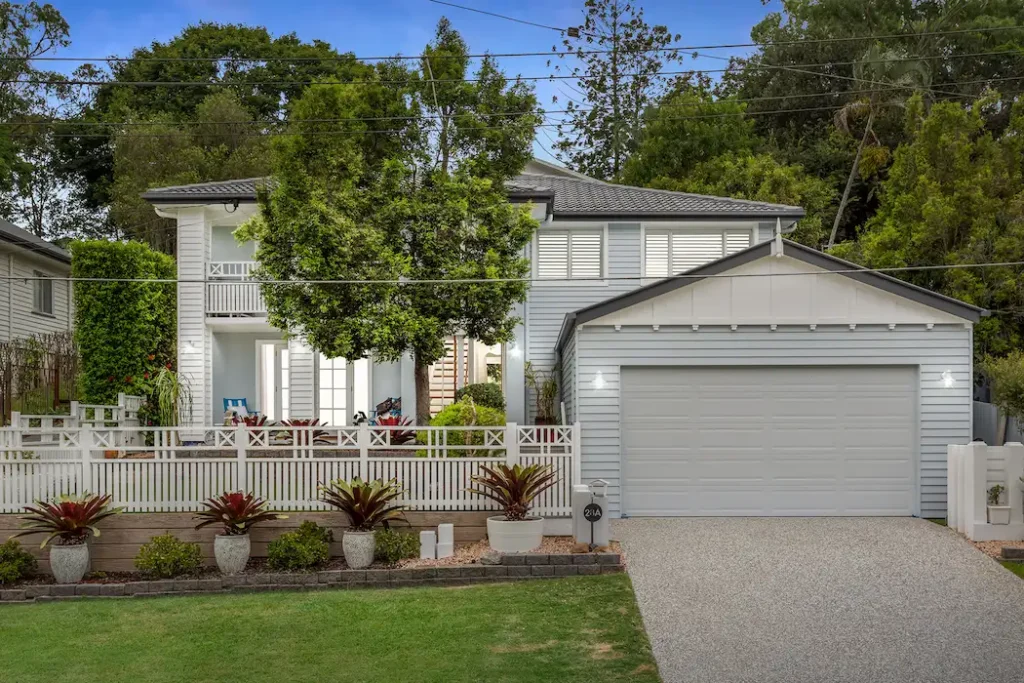 Lorward Avenue Bardon 28A